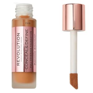 Makeup Revolution Conceal & Define Foundation F12.5 23ml kuva