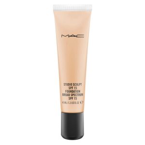 MAC Cosmetics Studio Sculpt Foundation SPF15 Nc30 40ml kuva
