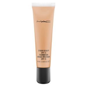 MAC Cosmetics Studio Sculpt Foundation SPF15 Nc44 40ml kuva